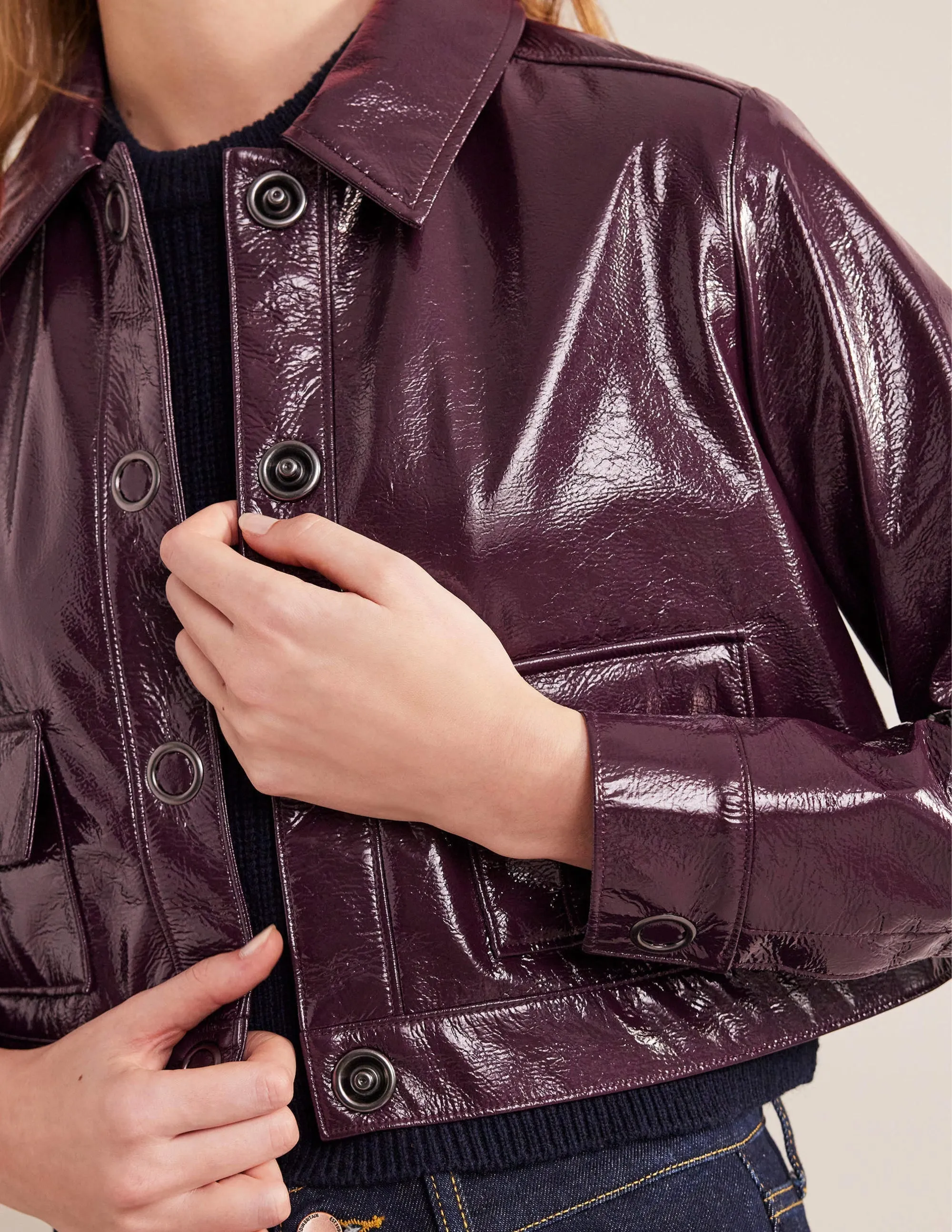 Cropped Collared Jacket-Maroon