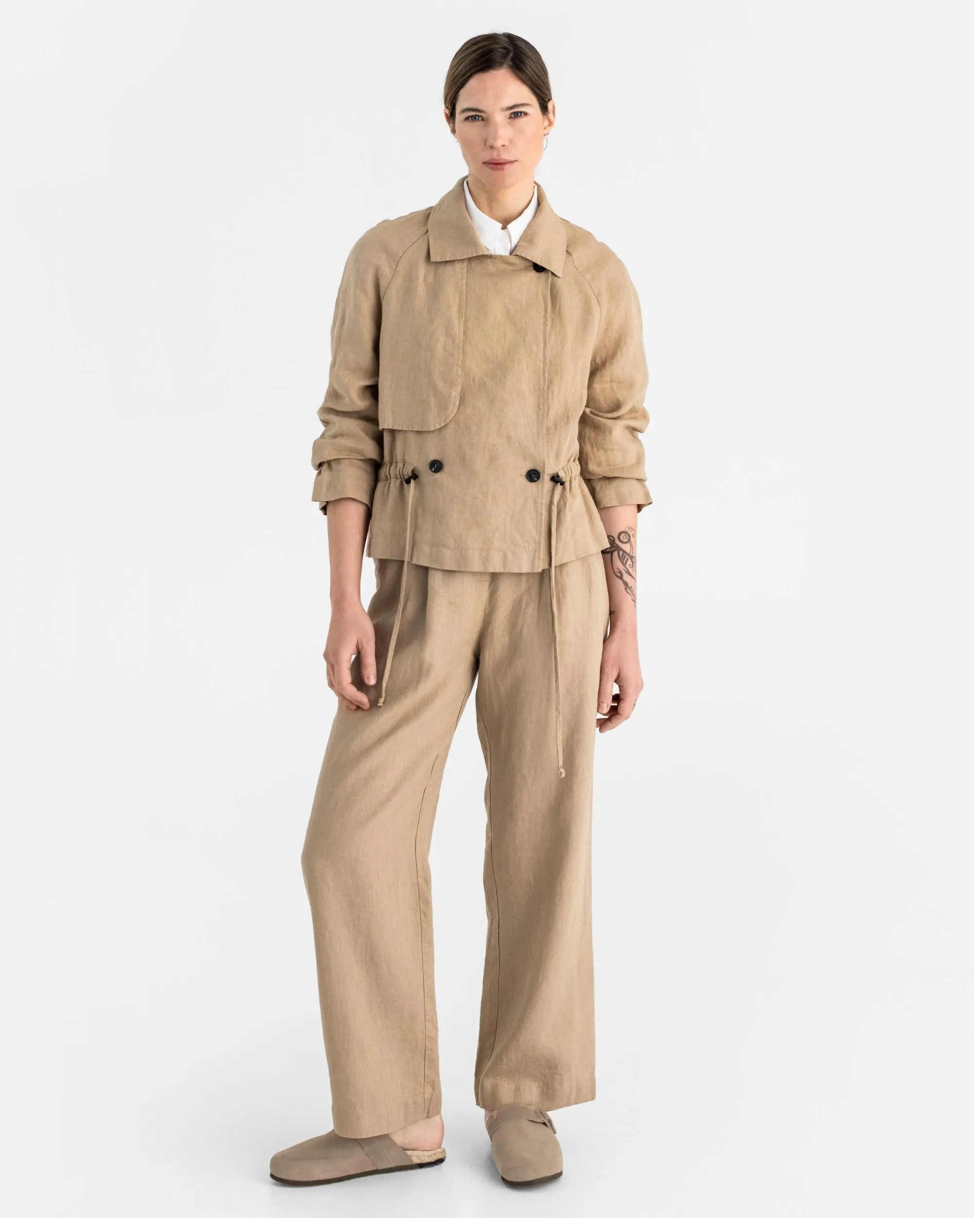 Cropped linen trench coat OBAN in Wheat