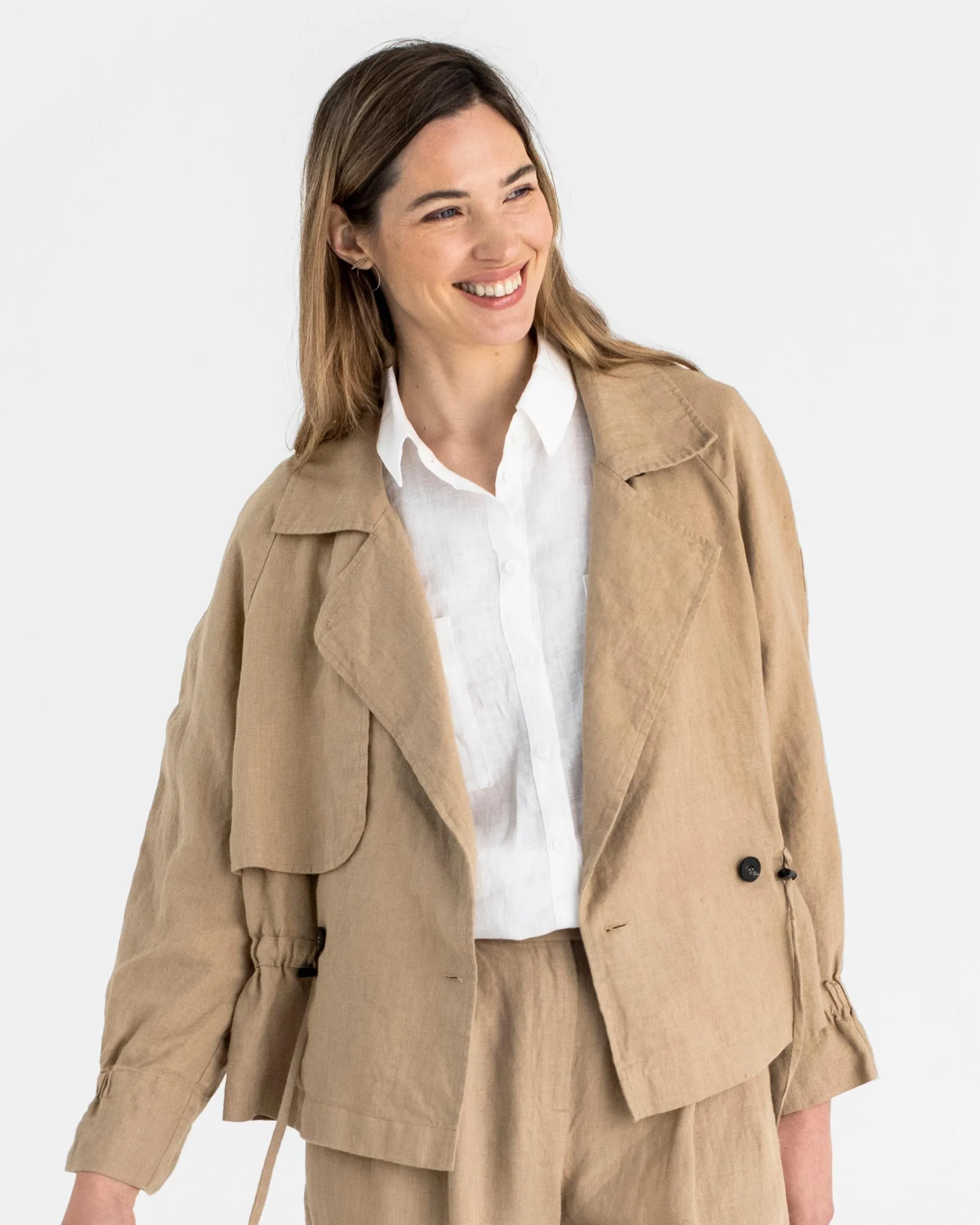 Cropped linen trench coat OBAN in Wheat